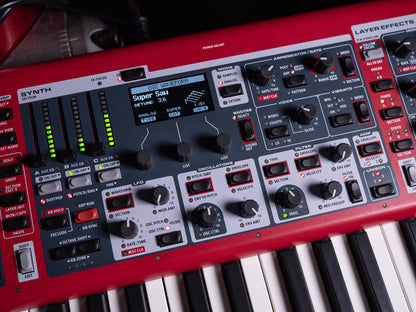 Rubberised control knobs for later Nord products